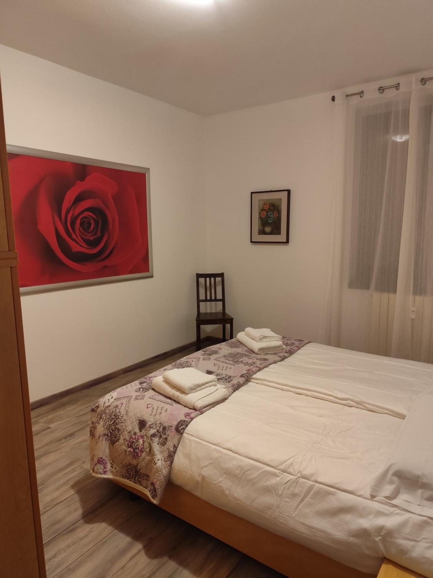 Casa Sofie E Charlotte Apartment วาเรนนา ภายนอก รูปภาพ