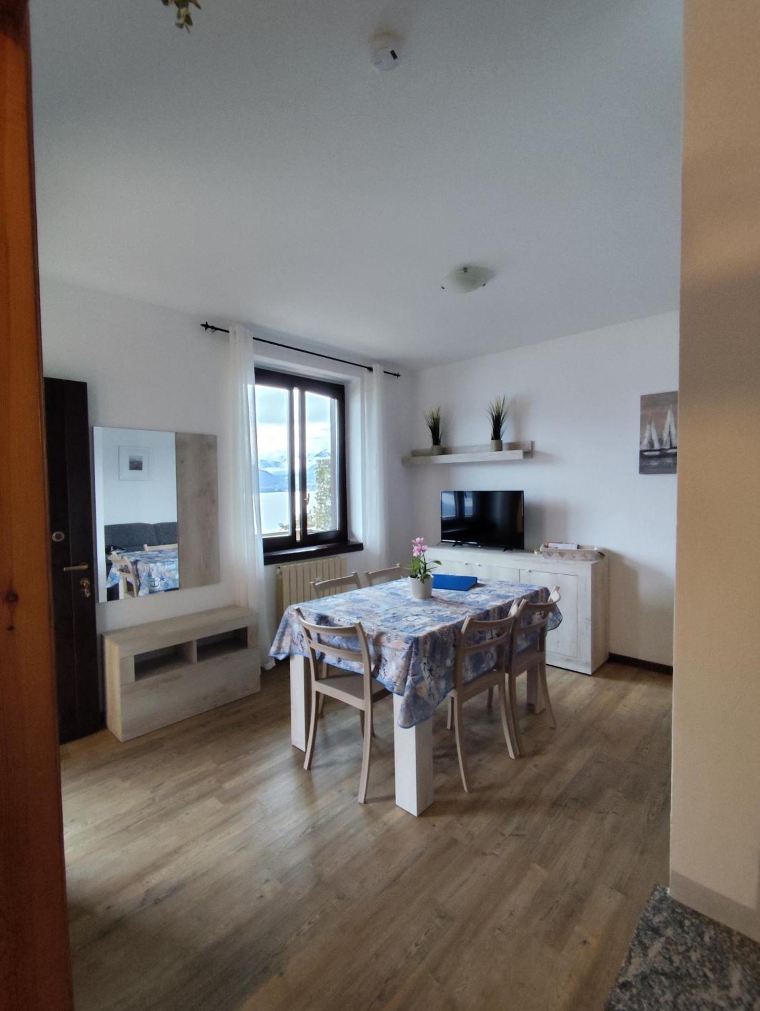 Casa Sofie E Charlotte Apartment วาเรนนา ภายนอก รูปภาพ